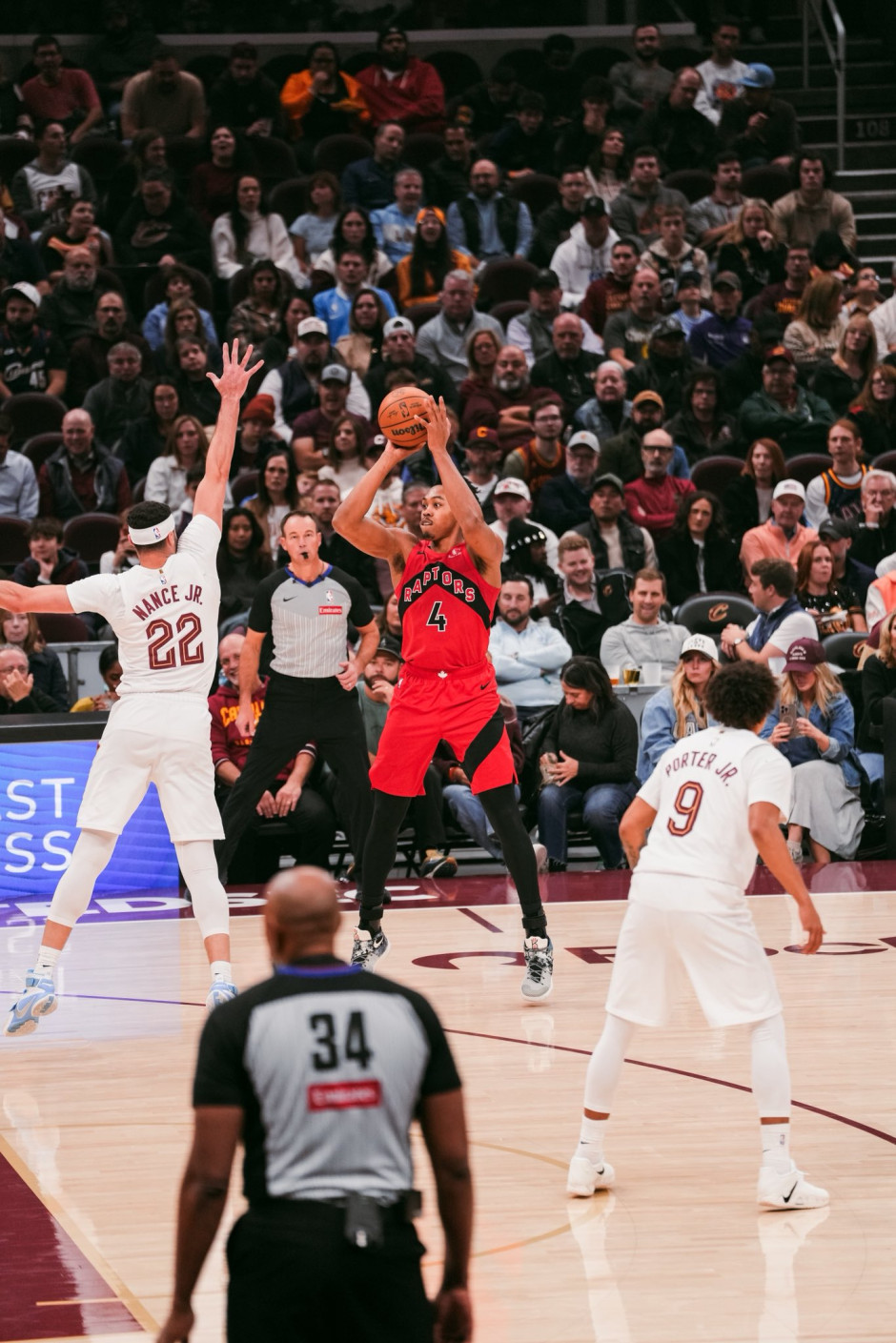 包含清晨多伦多猛龙备战NBA总决赛清晨毕尔巴鄂竞技备战荷甲，萨克拉门托国王伤情更新备战葡超瞬间刷屏的词条